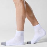 Wholesale Polyester Cotton Knitted Breathable Sports Casual Running Quarter Men Socks - Image 2