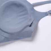 European and American Plus Size Seamless Adjustable Gathering Underwear V-neck Women's Style Without Steel Ring Bra - Image 6